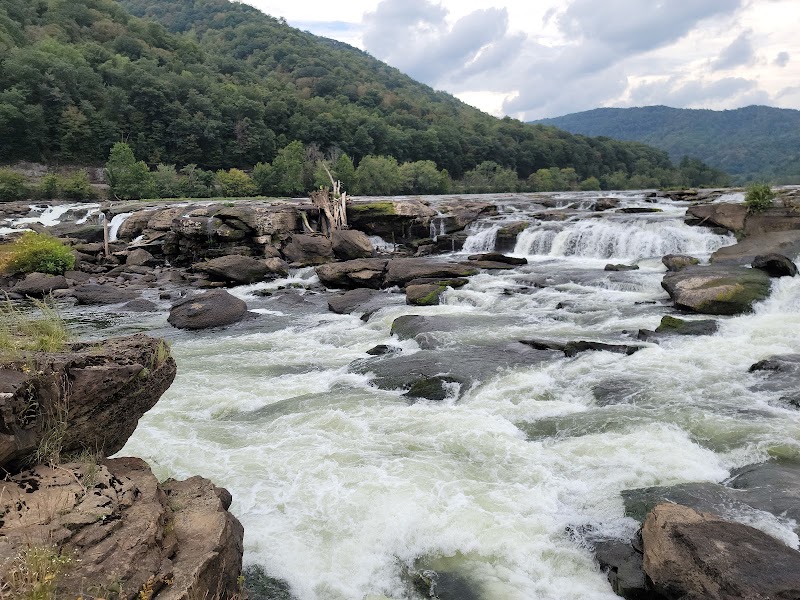 Sandstone Falls Boardwalk